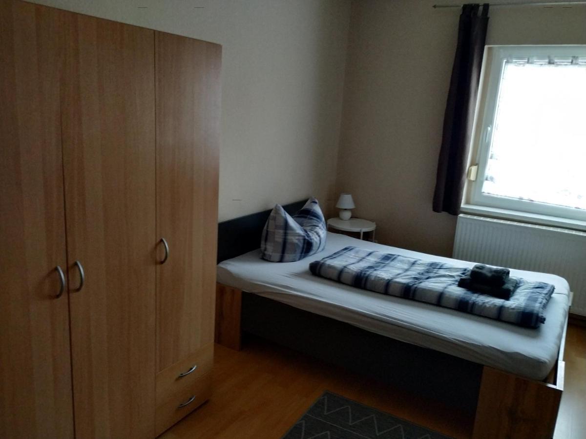 Ferienwohnung Familie Bulst Naumburg  Buitenkant foto